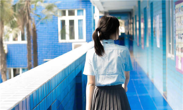 麦盖提如何找到一个可以帮助我生孩子的女人？