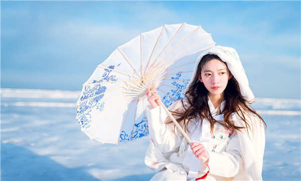 麦盖提试管代怀生子多少钱一个？助孕之路的费用分析与方案选择